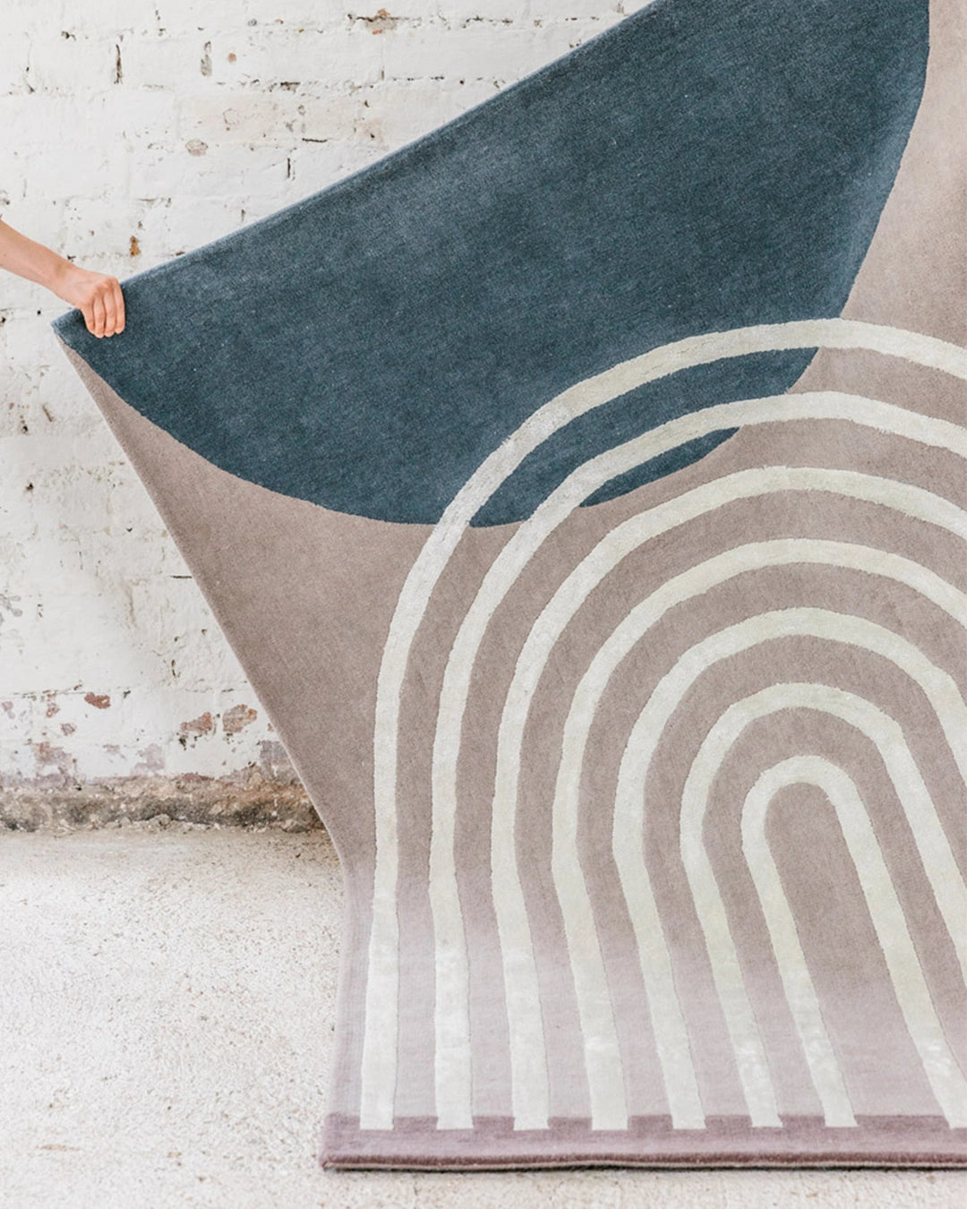 finarte-atrium-rug-grey-mood-1