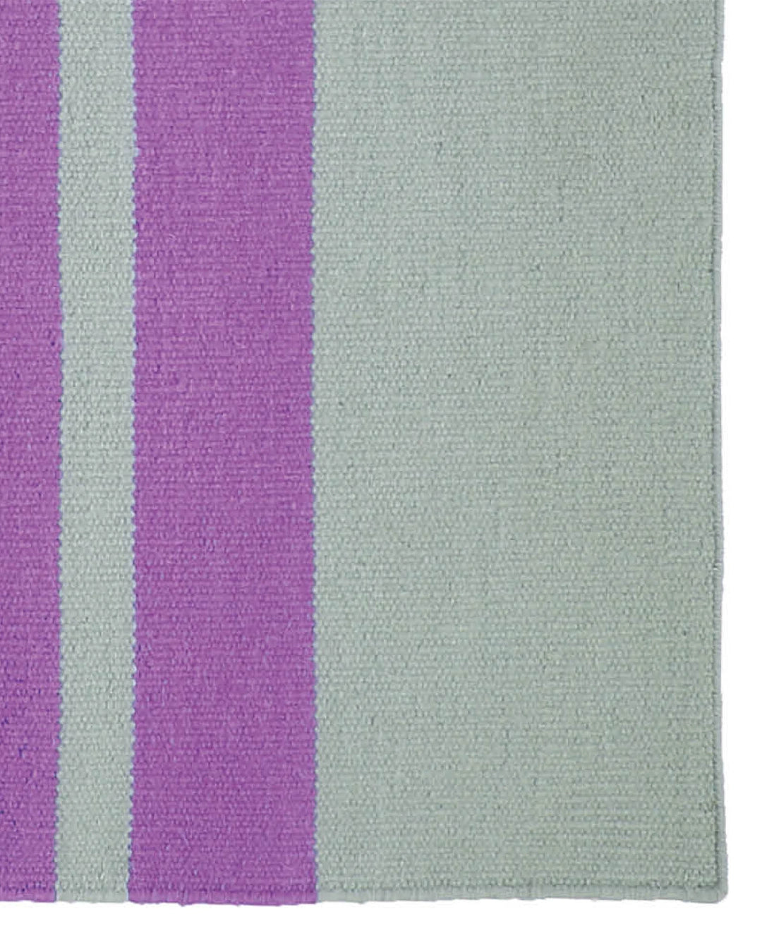 finarte-bond-rug-aqua-corner