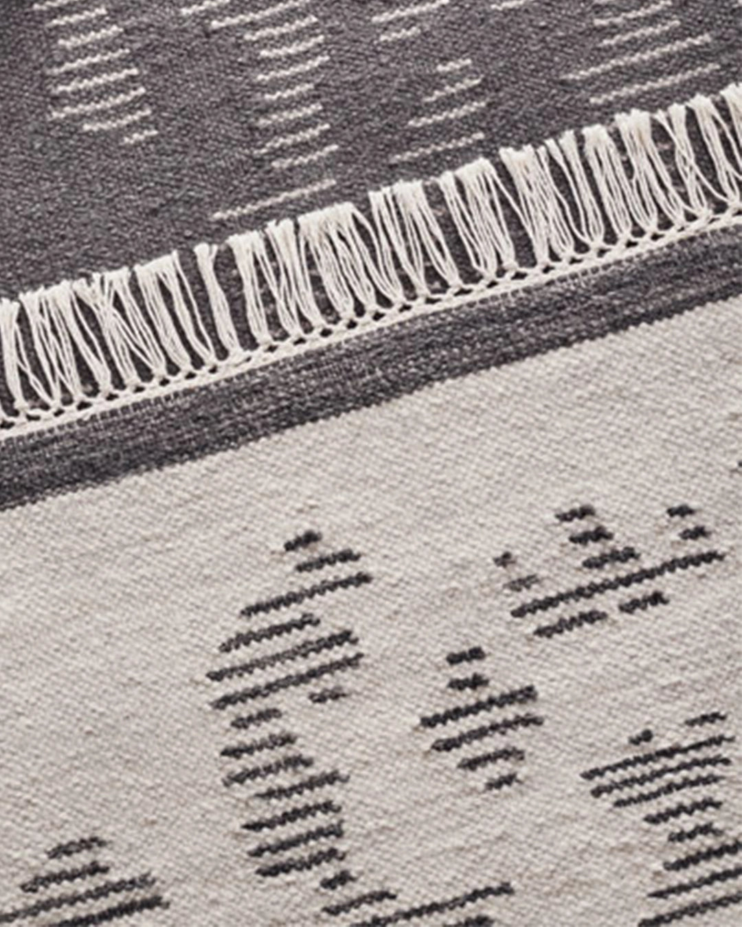 finarte-saaristo-rug-grey-mood-1