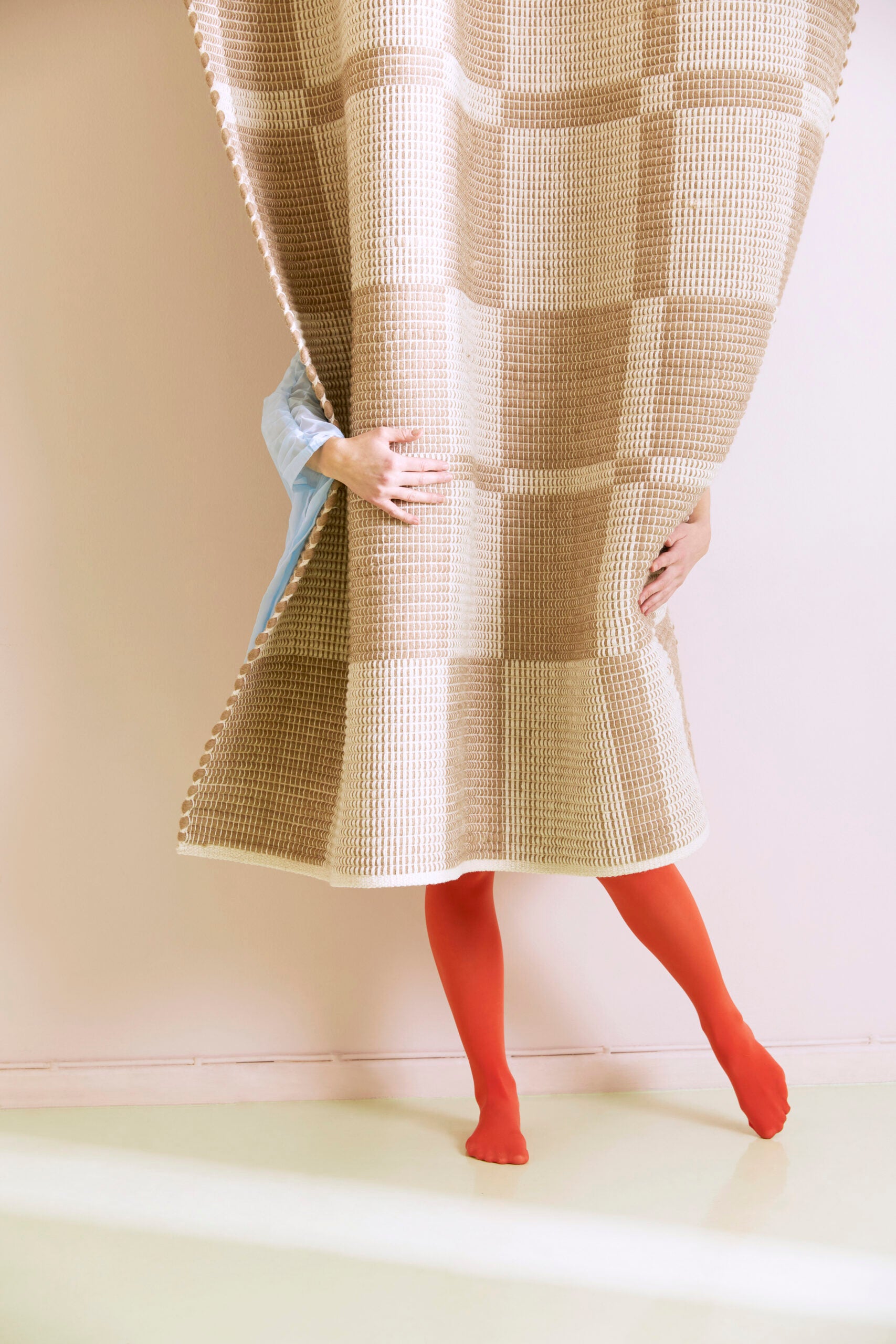 FINARTE_Riimi_beige_kuvaaja_MalinGustafsson_hires (1)