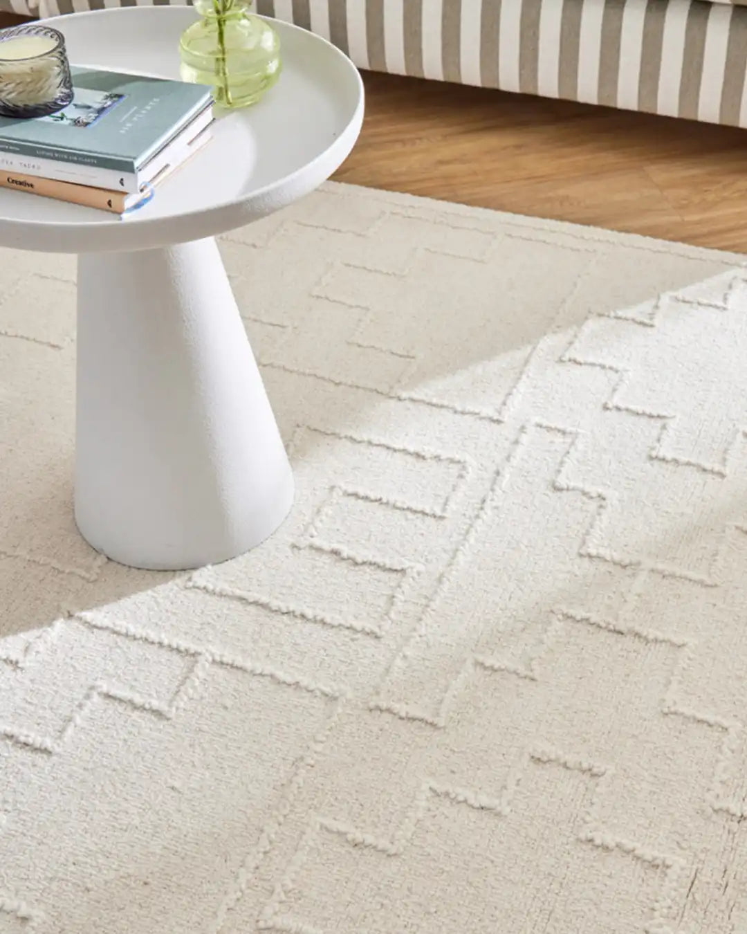 finarte-serene-white-mood